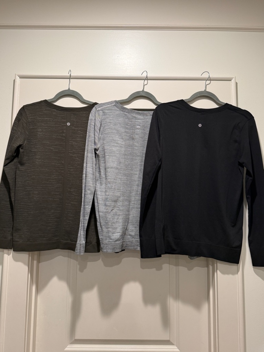 Lot of 3 Lululemon 6 Long Sleeve Swifty Tech Olive Green, Light Gray, Black